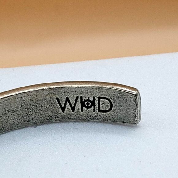 WHD Loyalty, Share, Truth, Happiness "Accessorizing Life's Journey" Bracelet - Picture 4 of 6